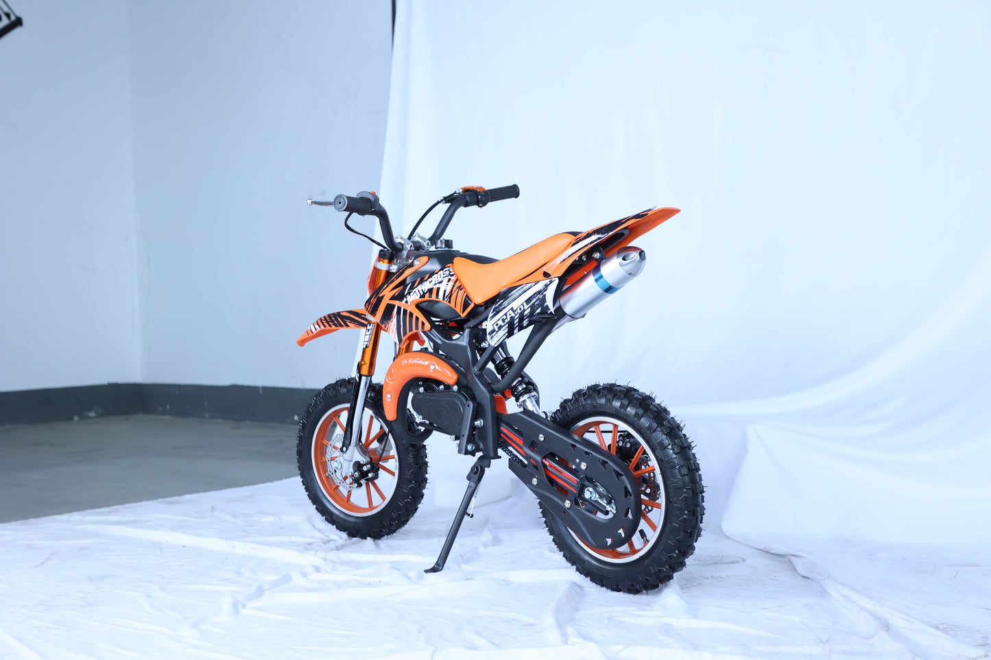 49cc Kids Pit Bike - Twist and Go, No Gears - Orange Child's Off-Road Dirt Bike - Ages 6-14 - Max Speed 35 km/h - High Strength Steel Frame - Wear-Resistant Tyres