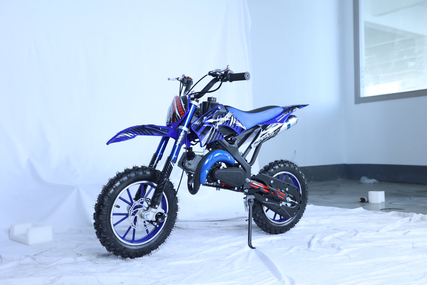 49cc Kids Pit Bike - Twist and Go, No Gears - Blue Child's Off-Road Dirt Bike - Ages 6-14 - Max Speed 35 km/h - High Strength Steel Frame - Wear-Resistant Tyres